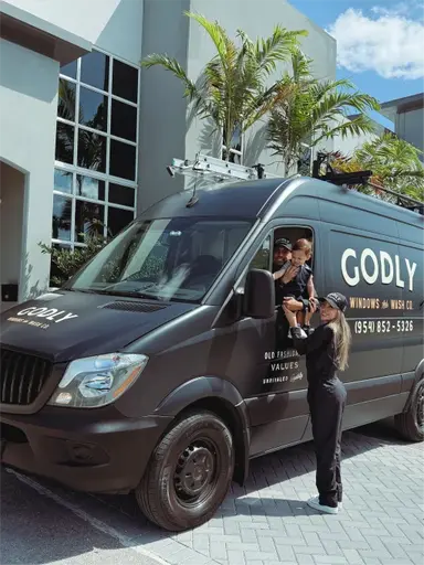 solar panel cleaning technician